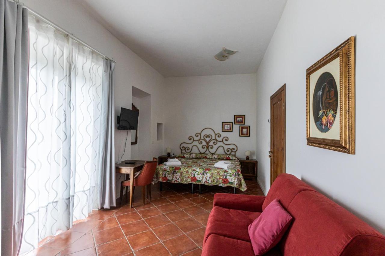 La Locanda Di Adele - Il Giardinetto B&B Σκαρπερία Εξωτερικό φωτογραφία